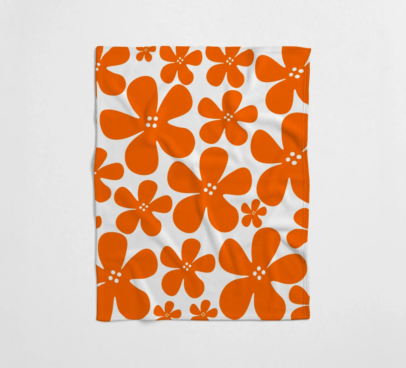 Orange flowers pattern Fleecedecke von baobabprintstore