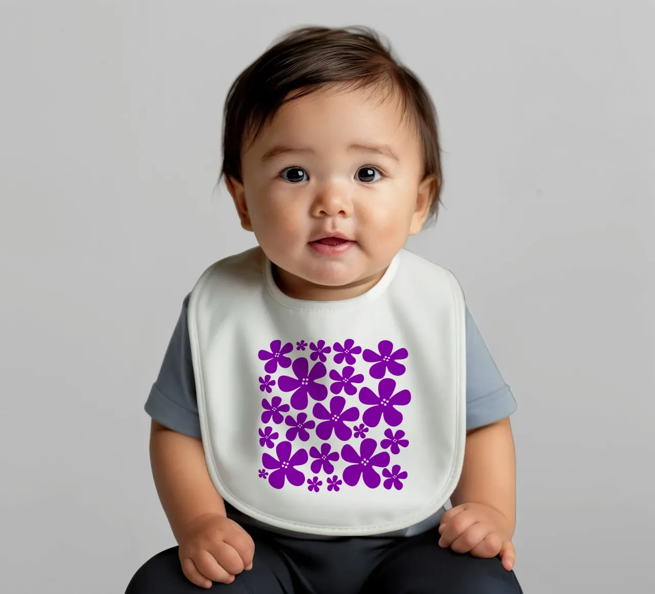 Purple flowers pattern bavaglino da baobabprintstore