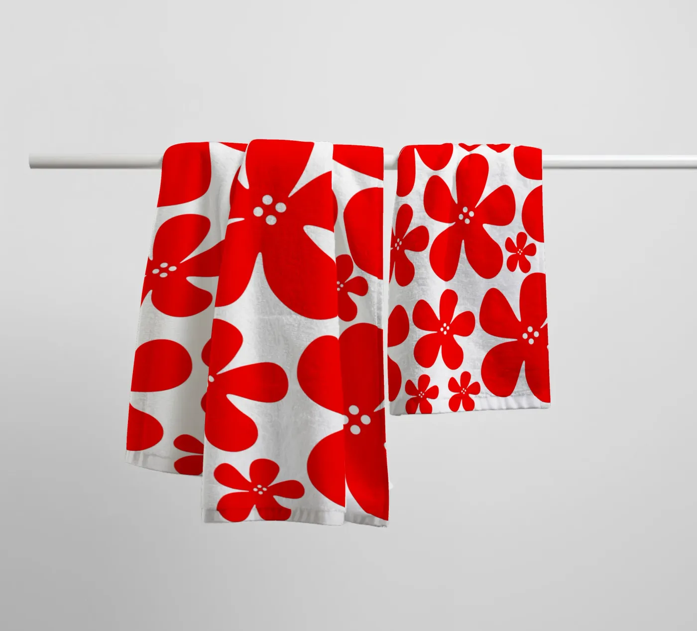Red flowers pattern badhanddoek van baobabprintstore