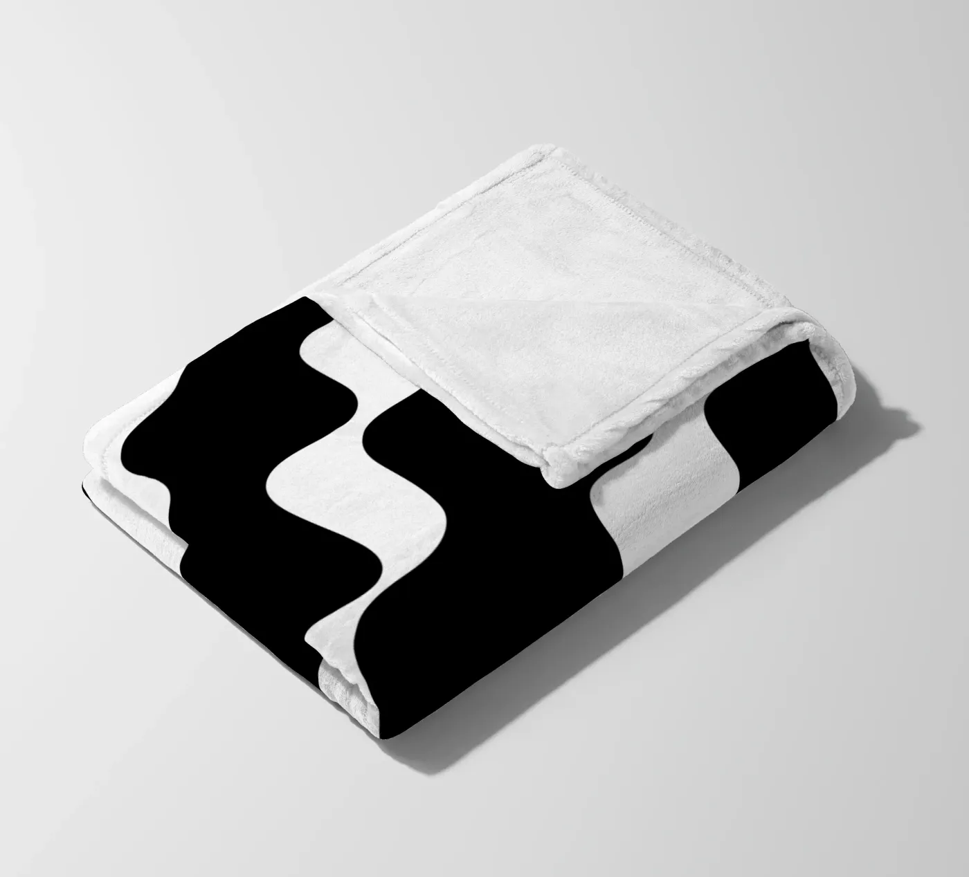 Black slanting waves Fleecedecke von baobabprintstore