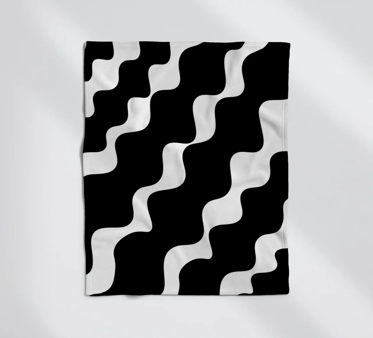 Black slanting waves fleecedeken van baobabprintstore