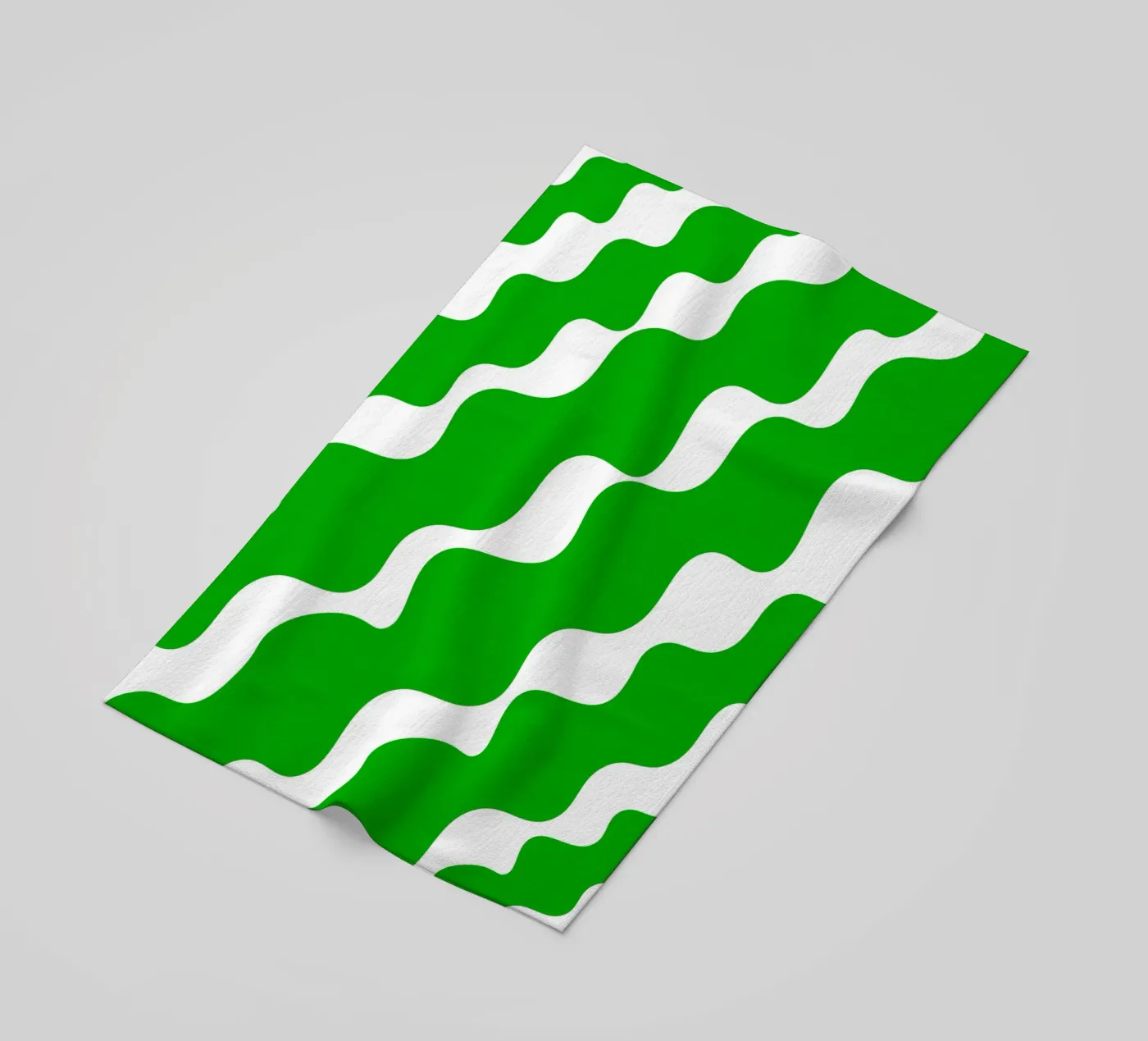 Green slanting waves strandhanddoek van baobabprintstore