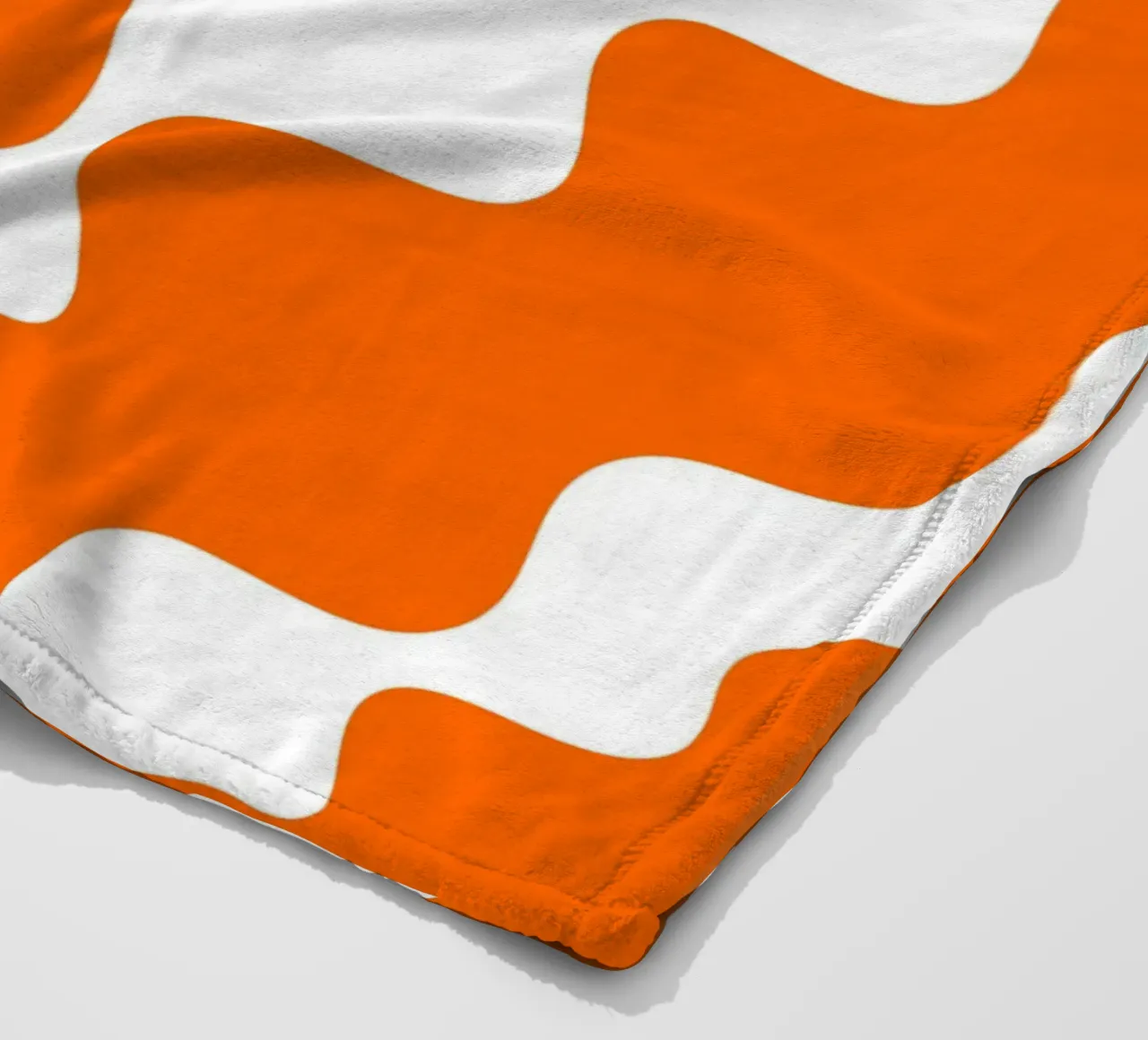 Orange slanting waves coperta in pile da baobabprintstore