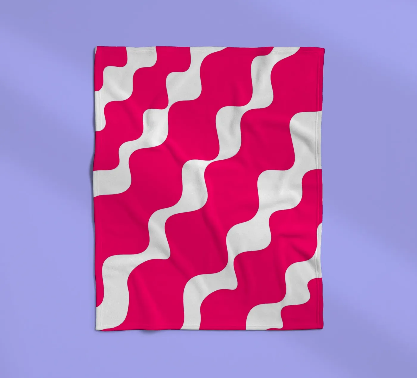 Pink slanting waves Fleecedecke von baobabprintstore