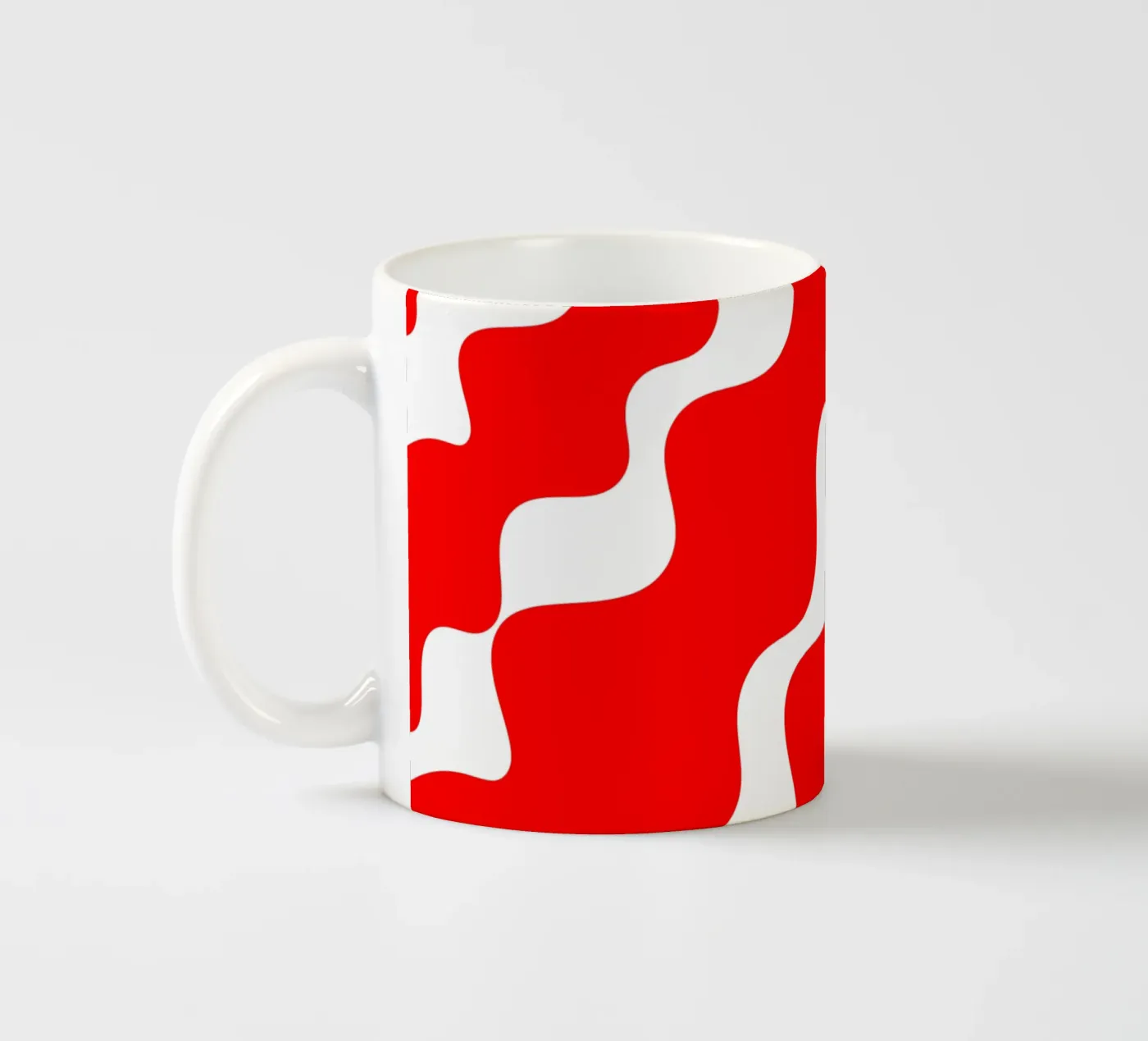 Red slanting waves mug en céramique de baobabprintstore