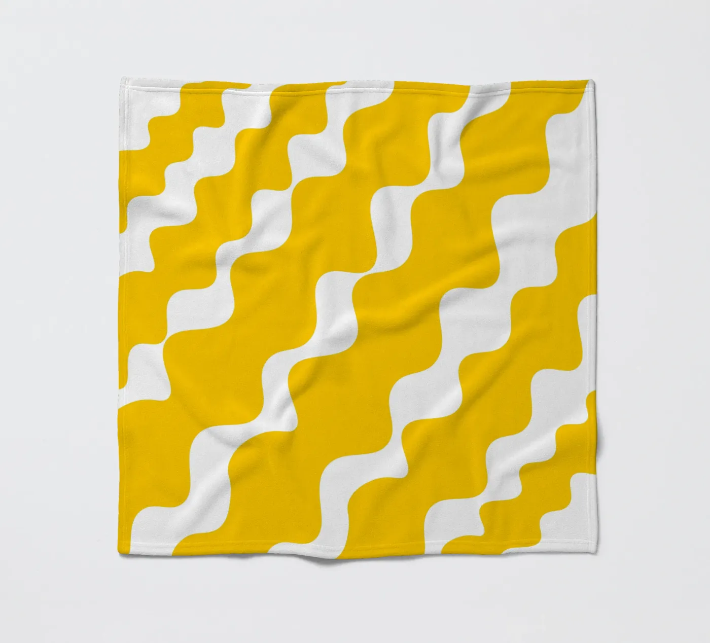 Yellow slanting waves Fleecedecke von baobabprintstore