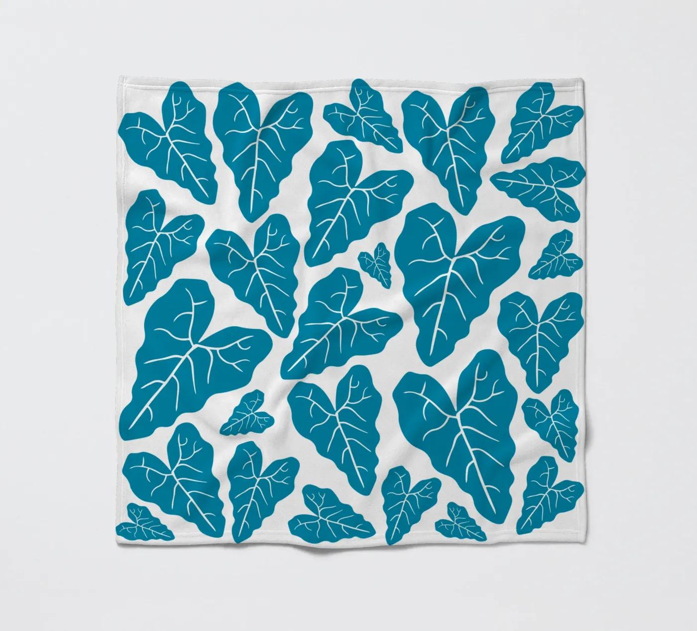 Blue leaves pattern fleecedeken van baobabprintstore