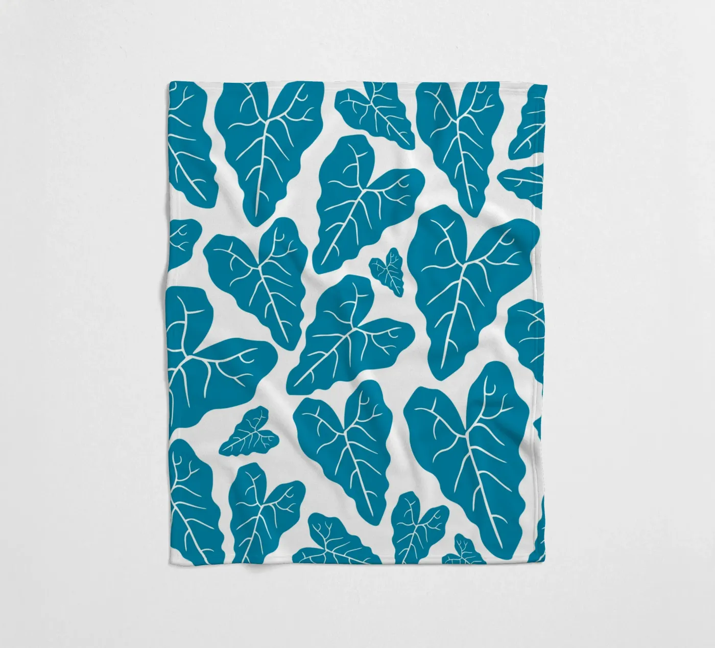 Blue leaves pattern fleecedeken van baobabprintstore
