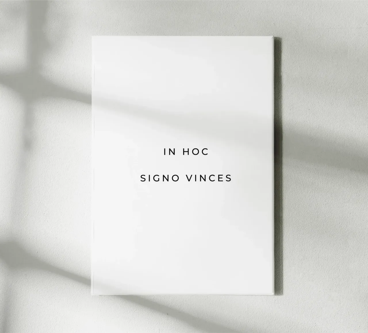 In hoc signo vinces - In diesem Zeichen sollst du siegen Zitat Leinwand mit Schattenfugenrahmen von Paigaam Studio