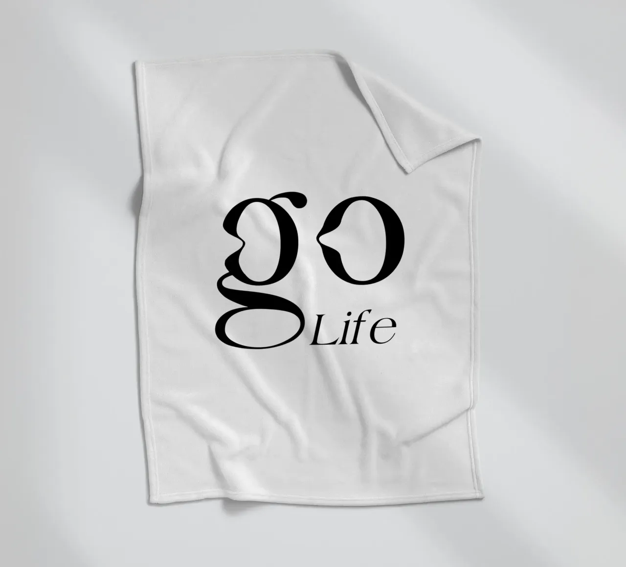 Tipografia semplice Go Life coperta in pile da YV TYPOGRAPHY