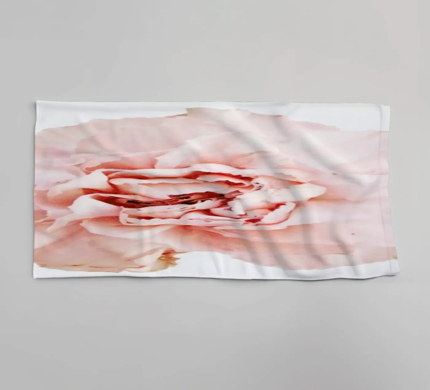 Carnation Handtuch von Miles of Light