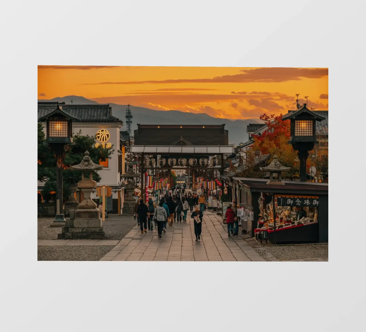 Tramonto d'autunno a Nagano, Giappone telo in pvc da Marcel Bisig