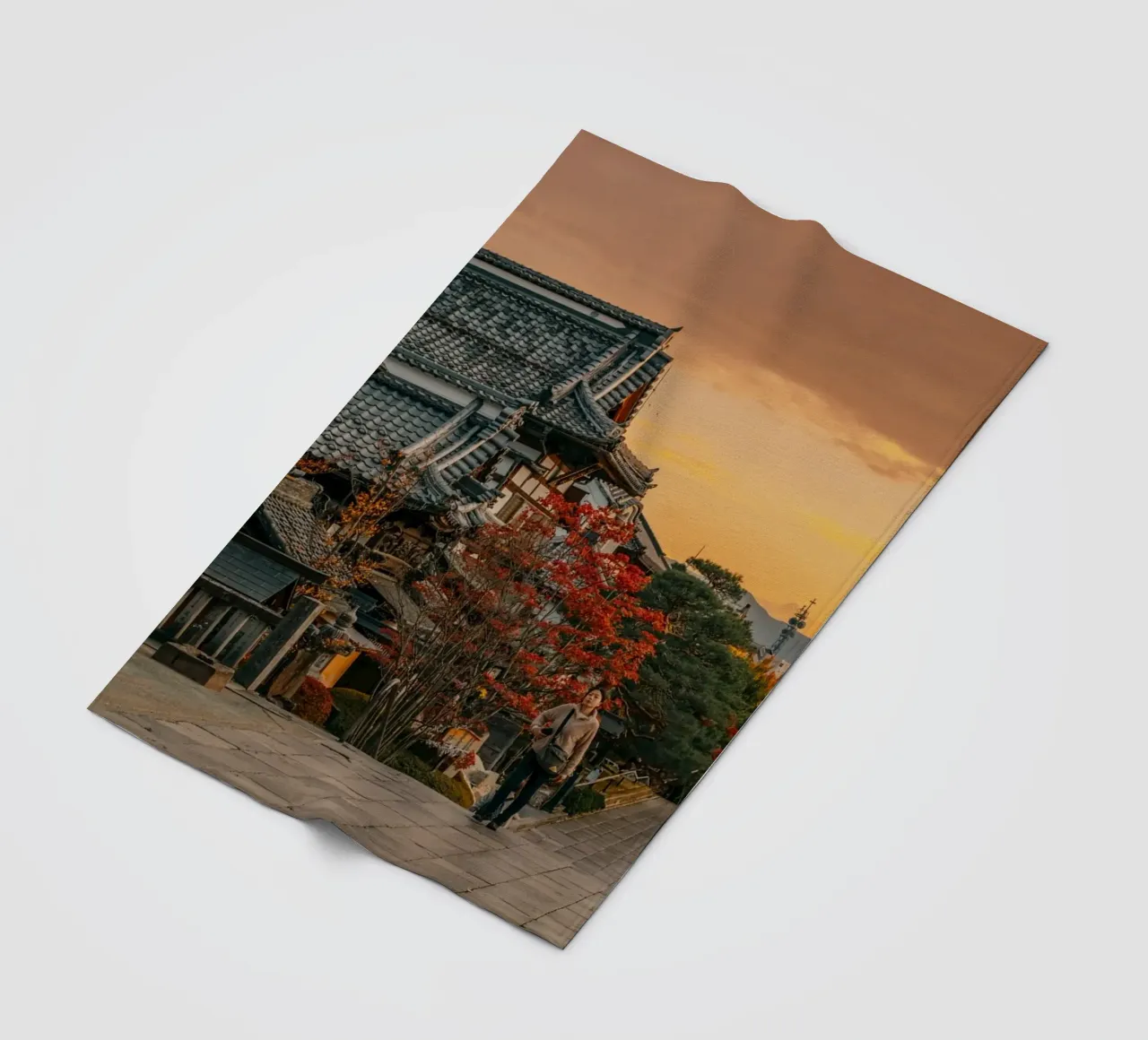 Tramonto d'autunno a Nagano, Giappone coperta in pile da Marcel Bisig