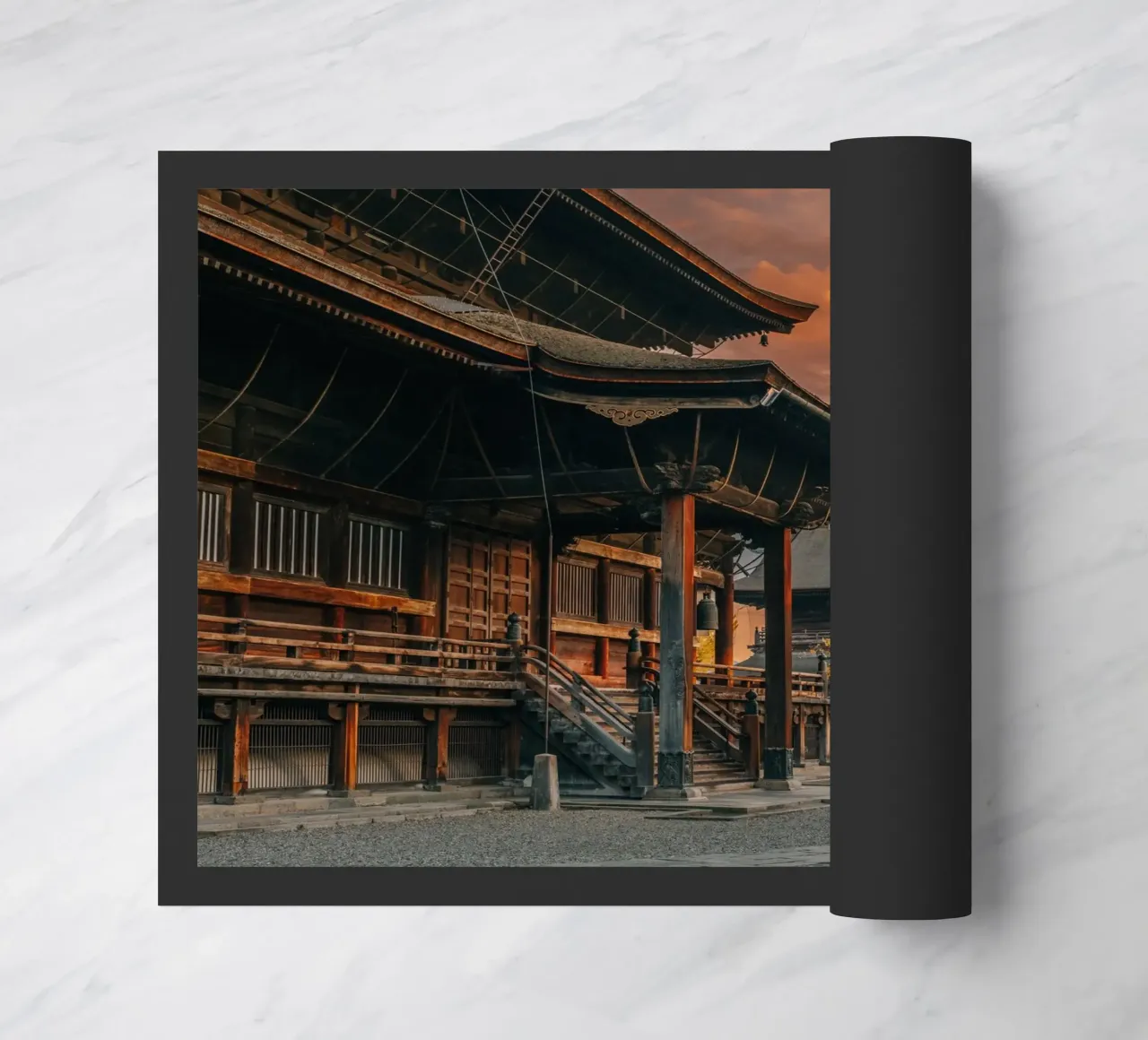 Tramonto del tempio Zenkoji a Nagano, Giappone zerbino da Marcel Bisig
