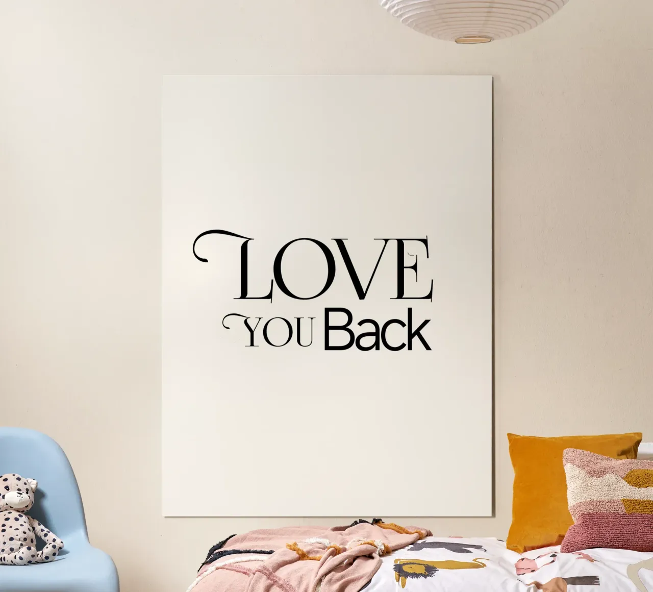 Einfache Liebe dich zurück Typografie Poster mit Holzrahmen von YV TYPOGRAPHY