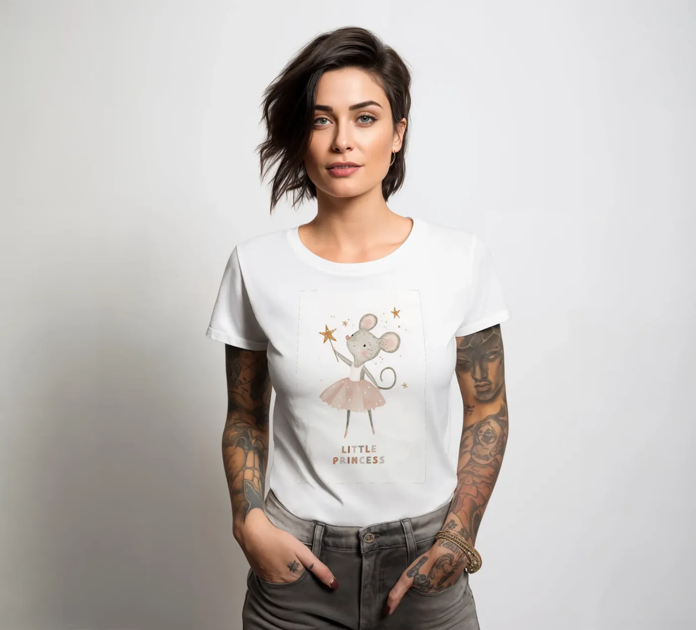 Poster della piccola principessa, stampa della ballerina del topo per la stanza dei bambini t-shirt da donna da Little Lola
