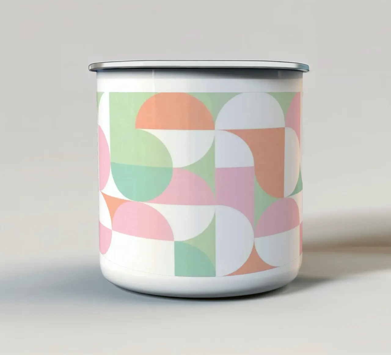 Mid-Mod - Puntini geometrici giocosi - Colori pastello Candy tazza in smalto da Dominique Vari Abstract