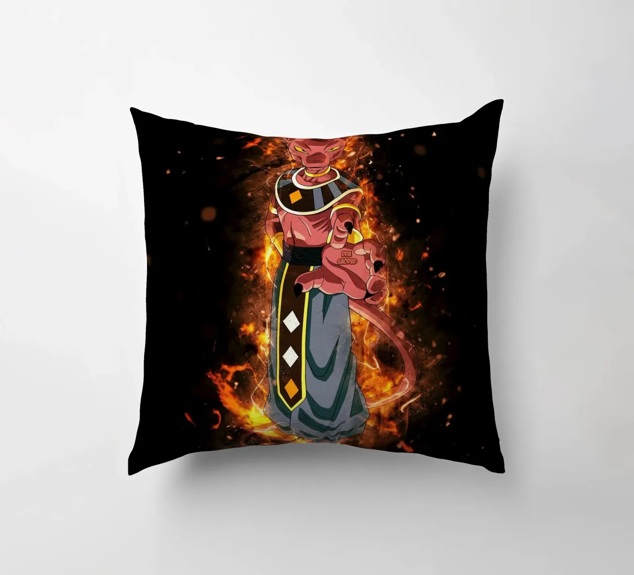 Beerus cuscino da Neonartstudio