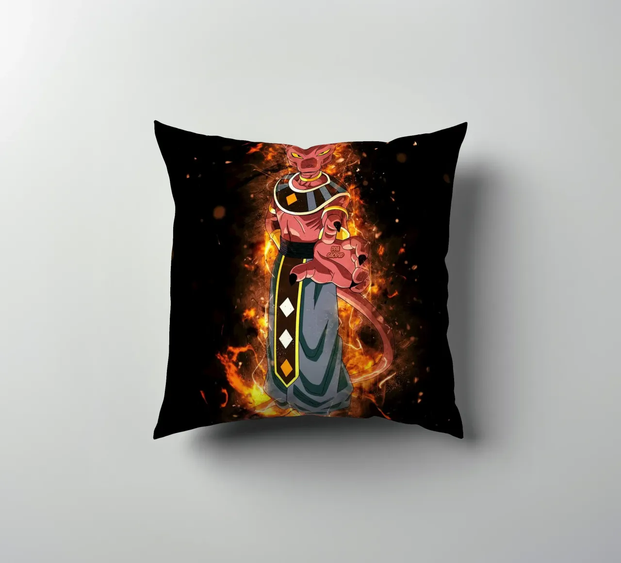 Beerus cuscino da Neonartstudio