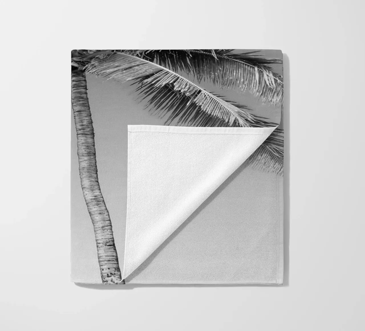 Palma in bianco e nero telo mare da Léa Lefebvre Photography