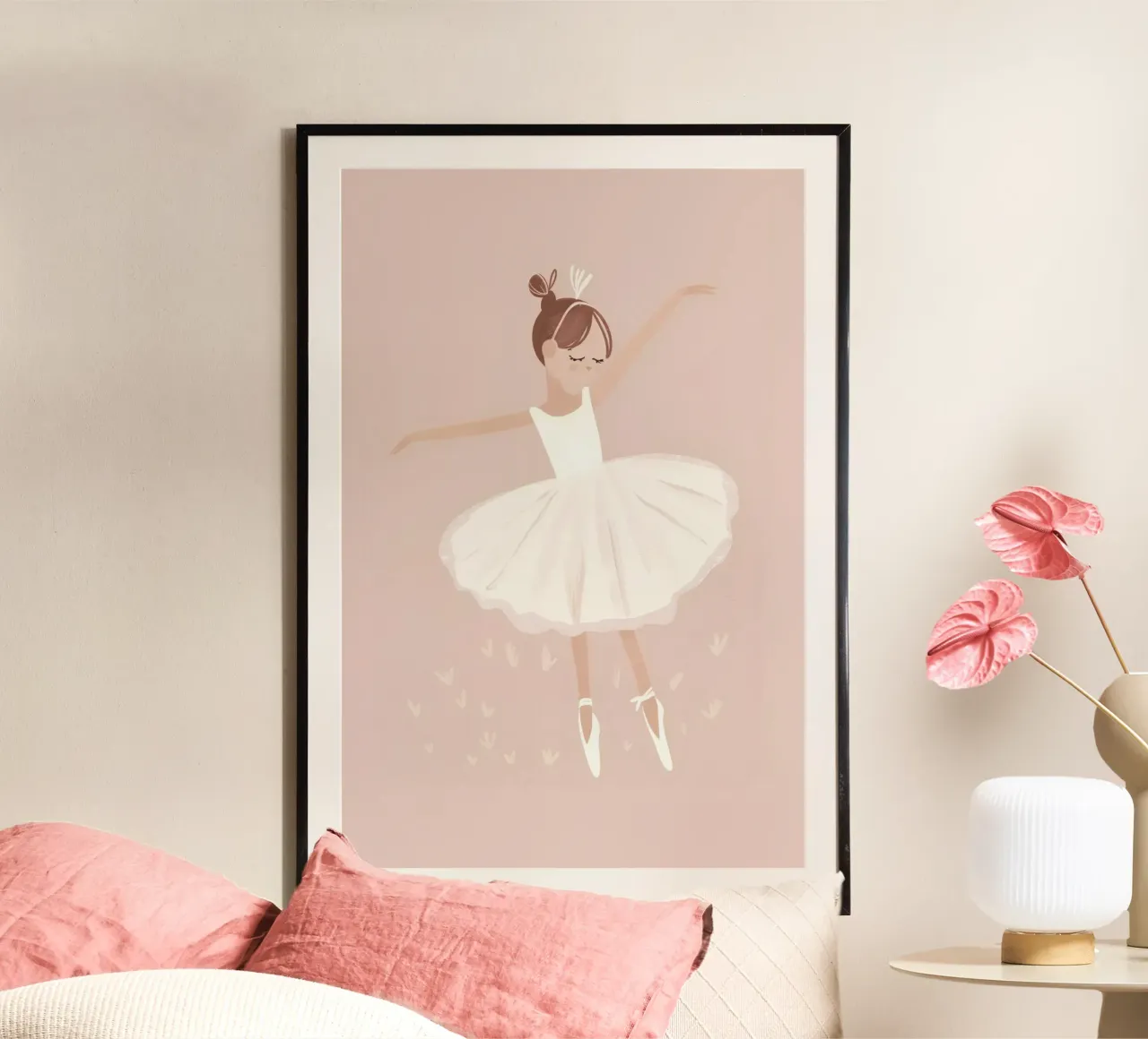 Stampa Ballerina per bambini per la cameretta, stampa per la stanza dei giochi in rosa scuro. poster con telaio in alluminio da Little Lola