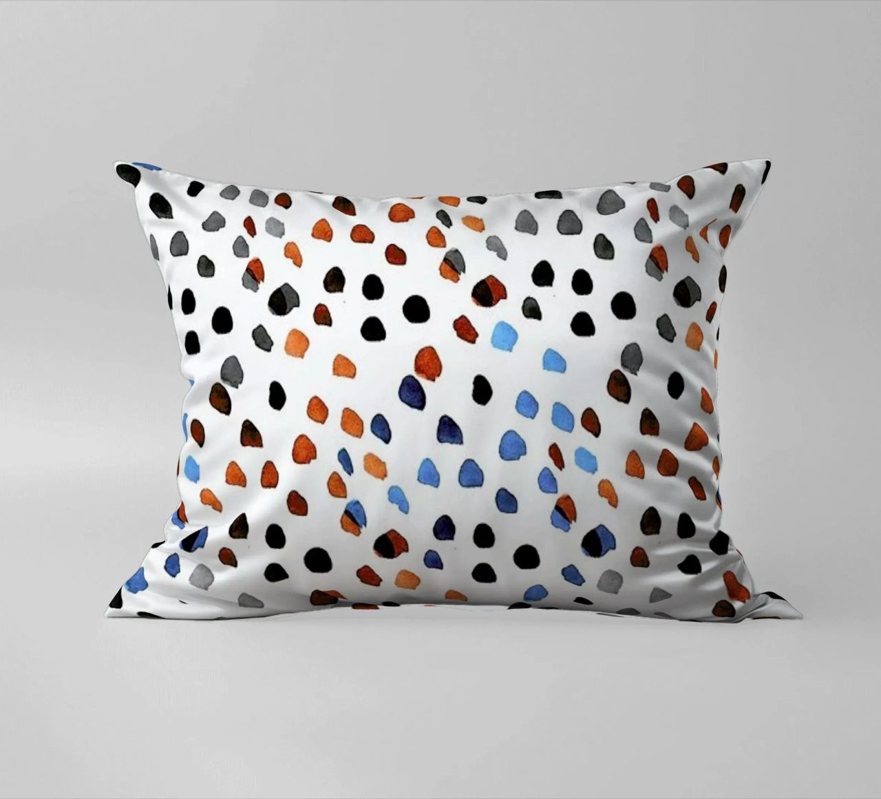 Small Colourful Dots cuscino da Niina Pechkovskaya