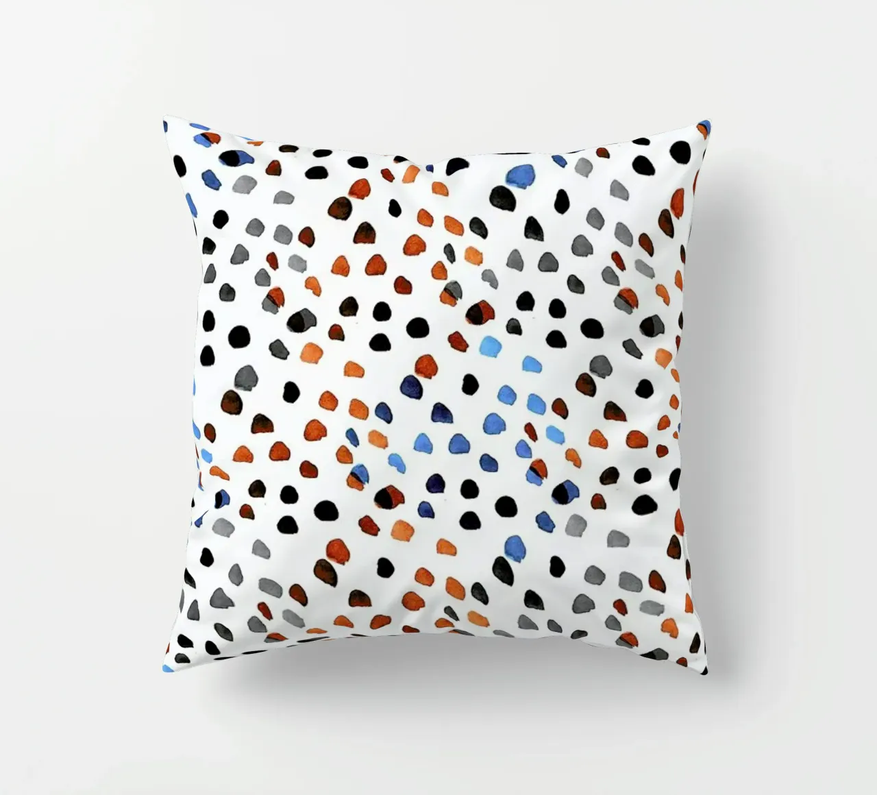 Small Colourful Dots cuscino da Niina Pechkovskaya