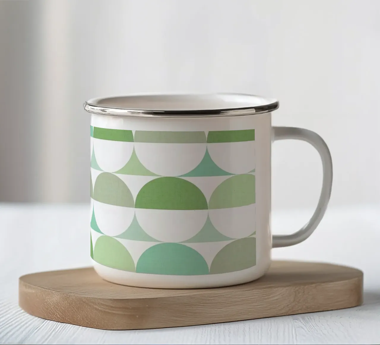 Mid Mod Playful Geo Dots SUN & MOON - Verde pastello tonale tazza in smalto da Dominique Vari Abstract