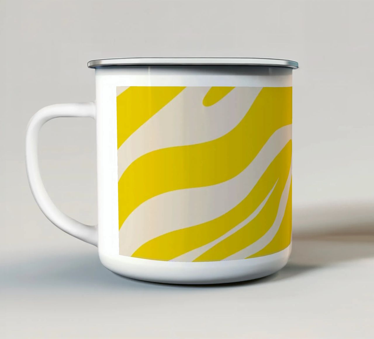 Linee astratte - giallo e crema tazza in smalto da Wackapacka