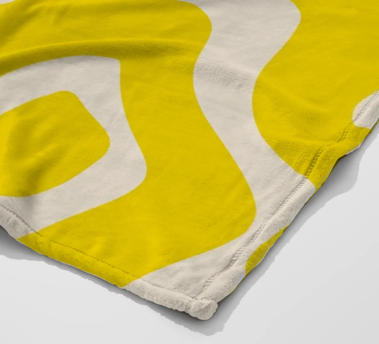 Linee astratte - giallo e crema coperta in pile da Wackapacka