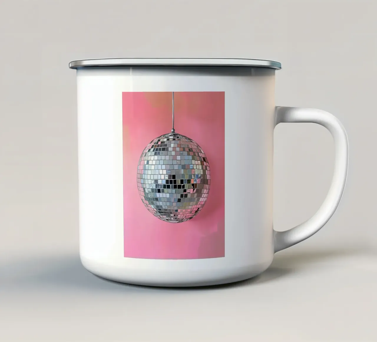 Disco Ball argento su rosa tazza in smalto da IamHomeStudio