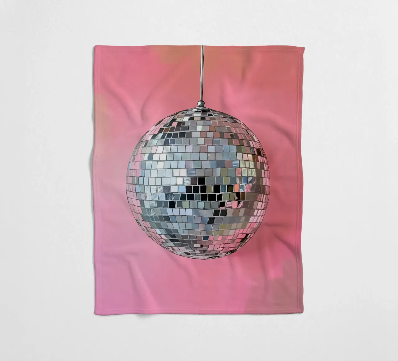 Disco Ball argento su rosa coperta in pile da IamHomeStudio