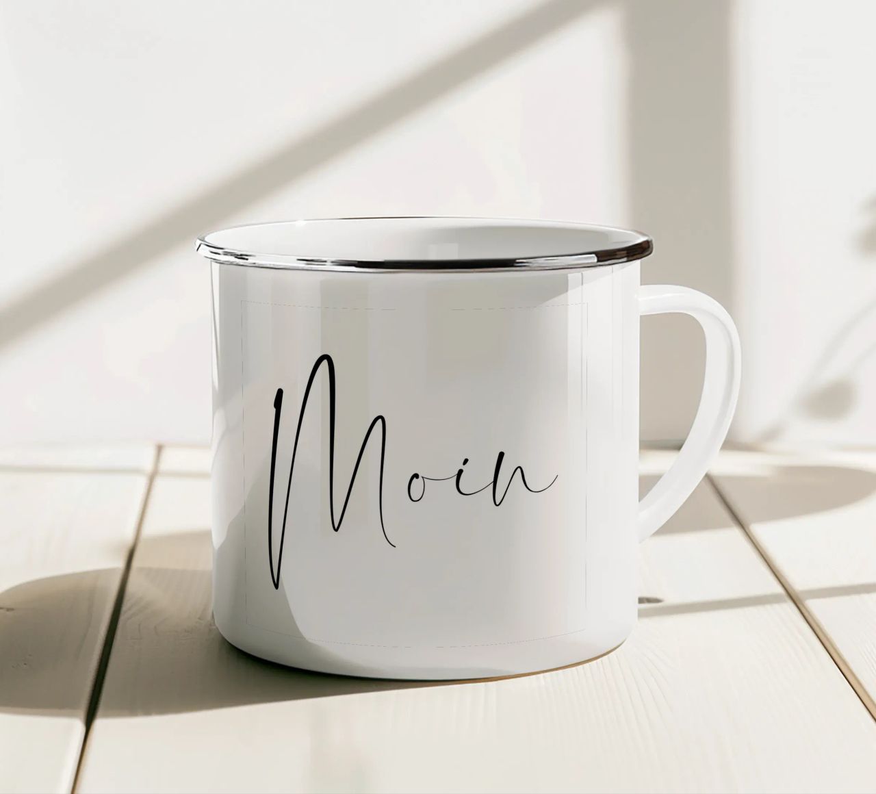 Moin - Schreibschrift tazza in smalto da BAINAI