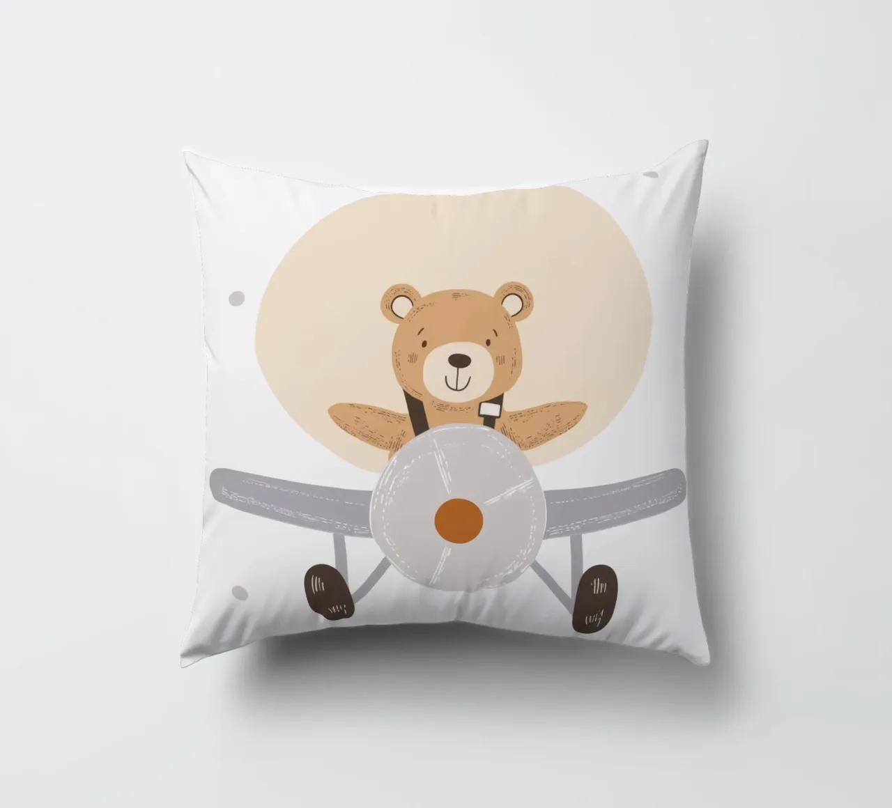 Orso che vola su un aereo, illustrazione di un pilota, stampa per la cameretta di un bambino cuscino da Little Lola