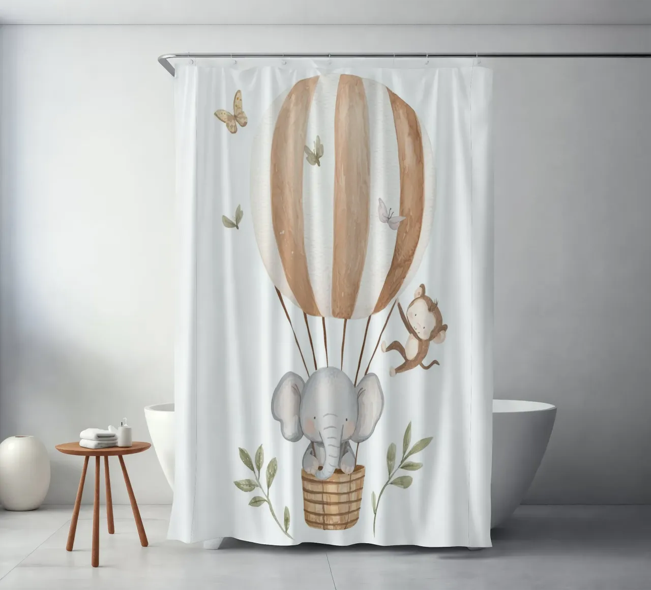 Heißluftballon mit Elefant und Affe, Kinderzimmer Wandkunst Duschvorhang von Little Lola