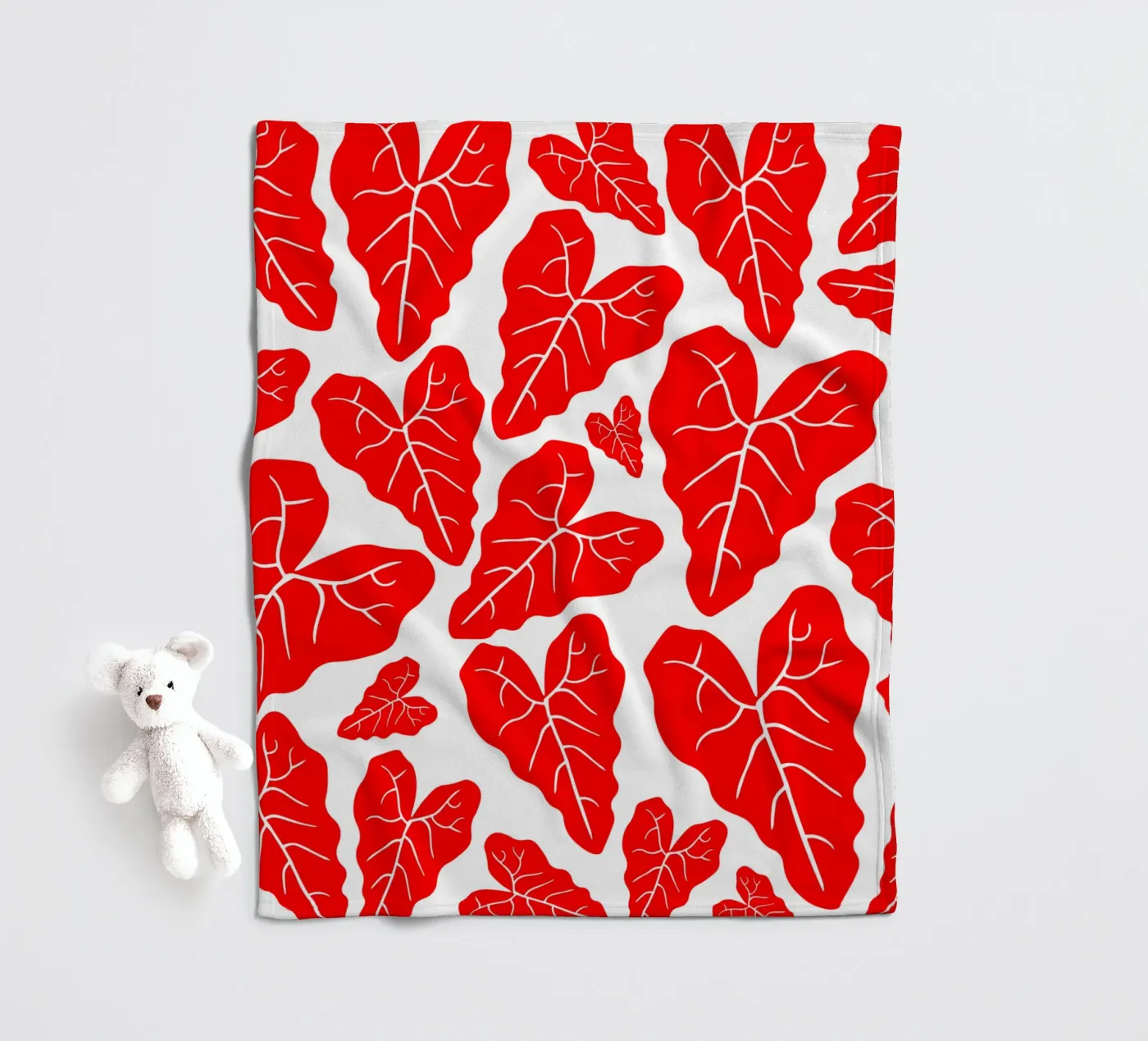 Red leaves pattern Fleecedecke von baobabprintstore