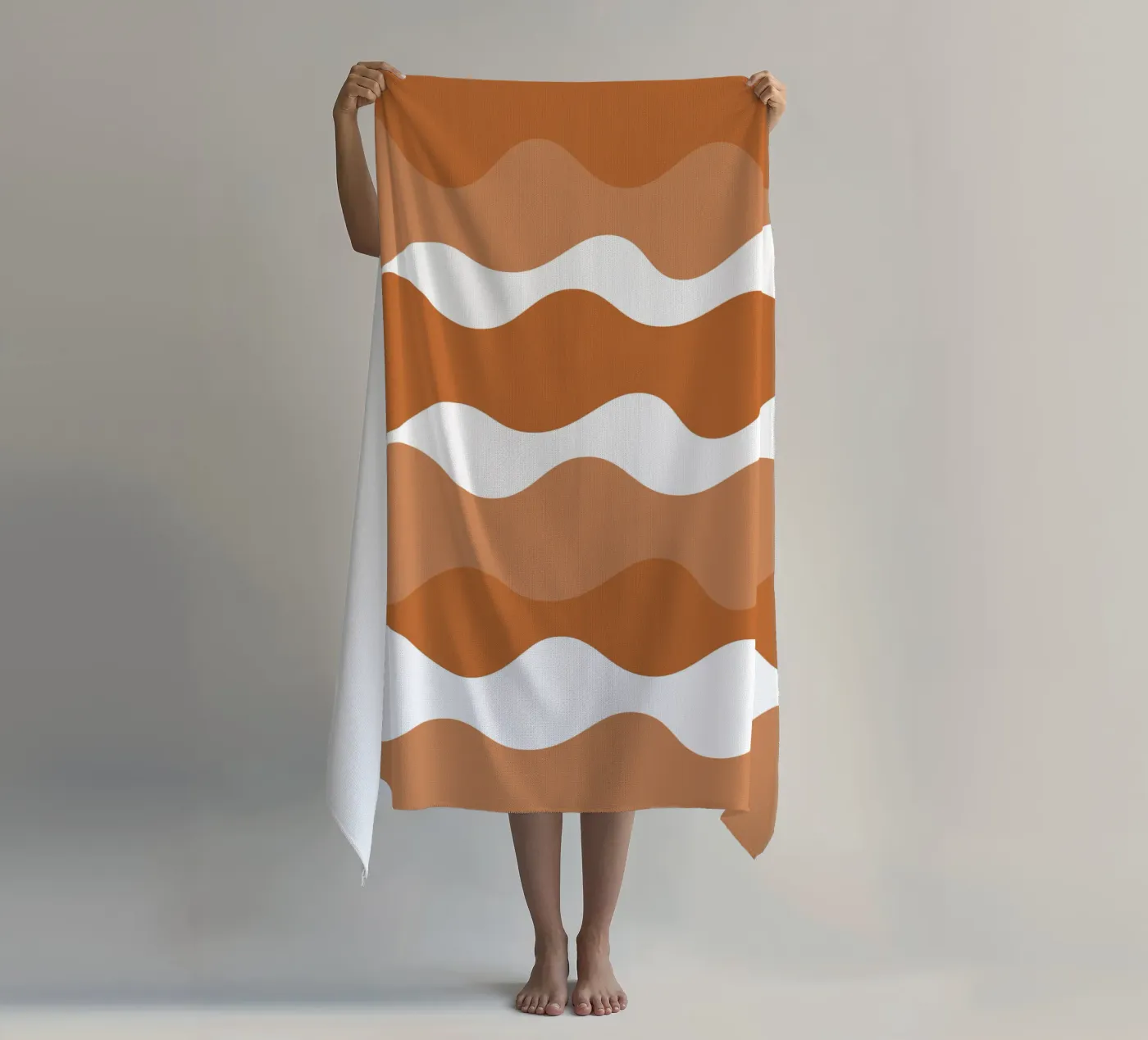 Brown horizontal wavy gradient strandhanddoek van baobabprintstore