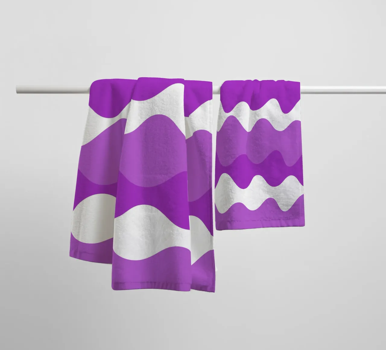 Purple horizontal wavy gradient asciugamano da bagno da baobabprintstore