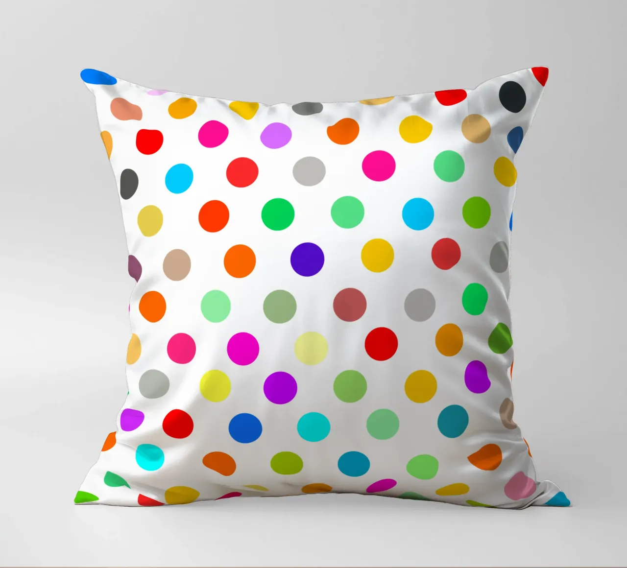 Bright polka dot pattern cuscino da baobabprintstore