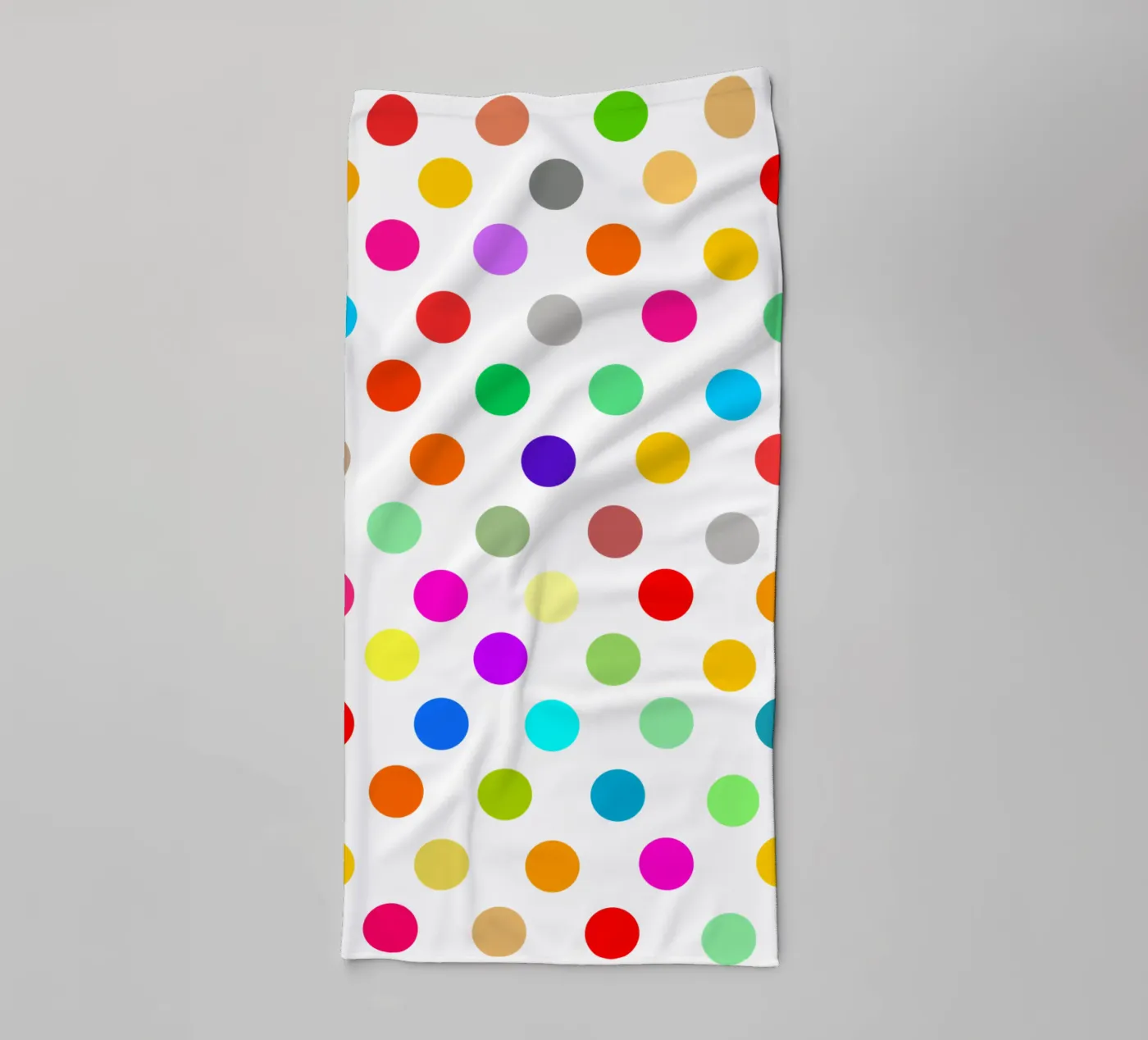 Bright polka dot pattern badhanddoek van baobabprintstore