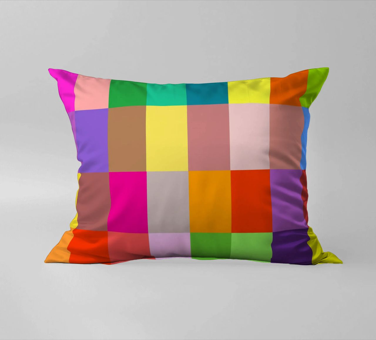Colorful retro squares pattern cuscino da baobabprintstore
