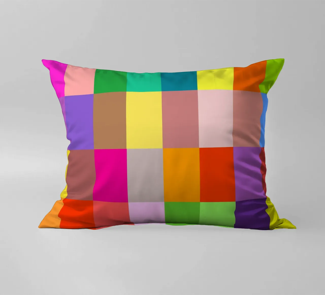 Colorful retro squares pattern cuscino da baobabprintstore