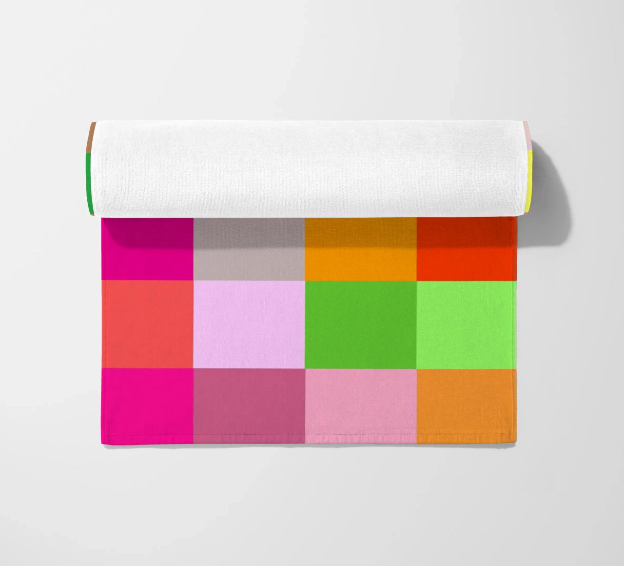 Colorful retro squares pattern telo mare da baobabprintstore