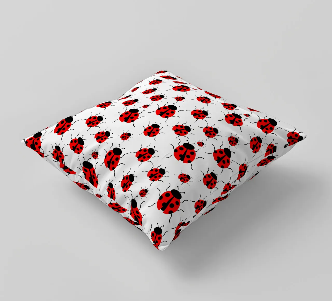 Ladybugs pattern cuscino da baobabprintstore