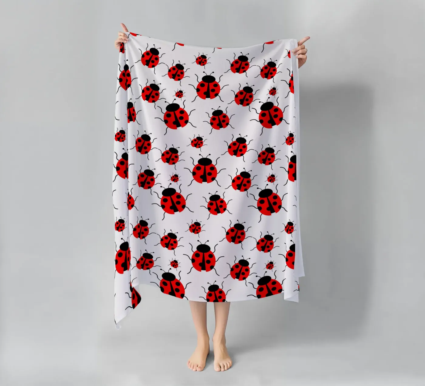 Ladybugs pattern serviette de plage de baobabprintstore