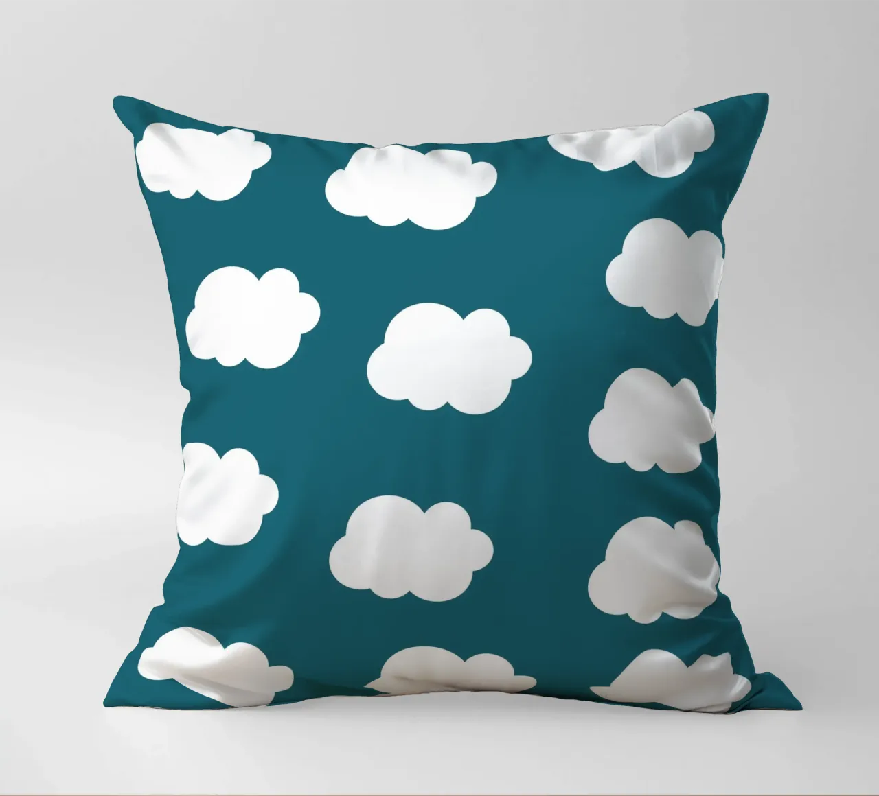 Cute puffy clouds cuscino da baobabprintstore