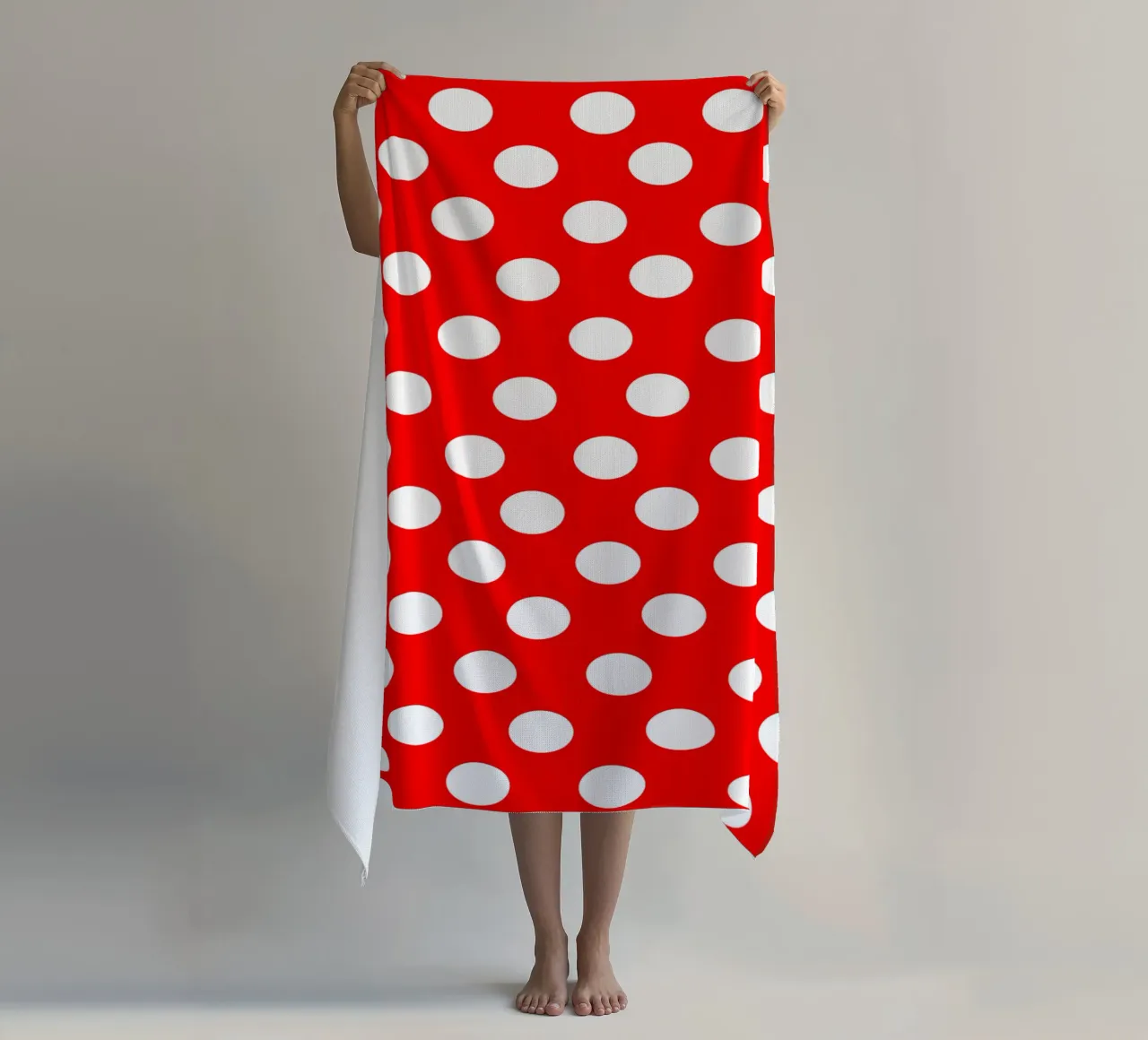 Red polka dots pattern telo mare da baobabprintstore