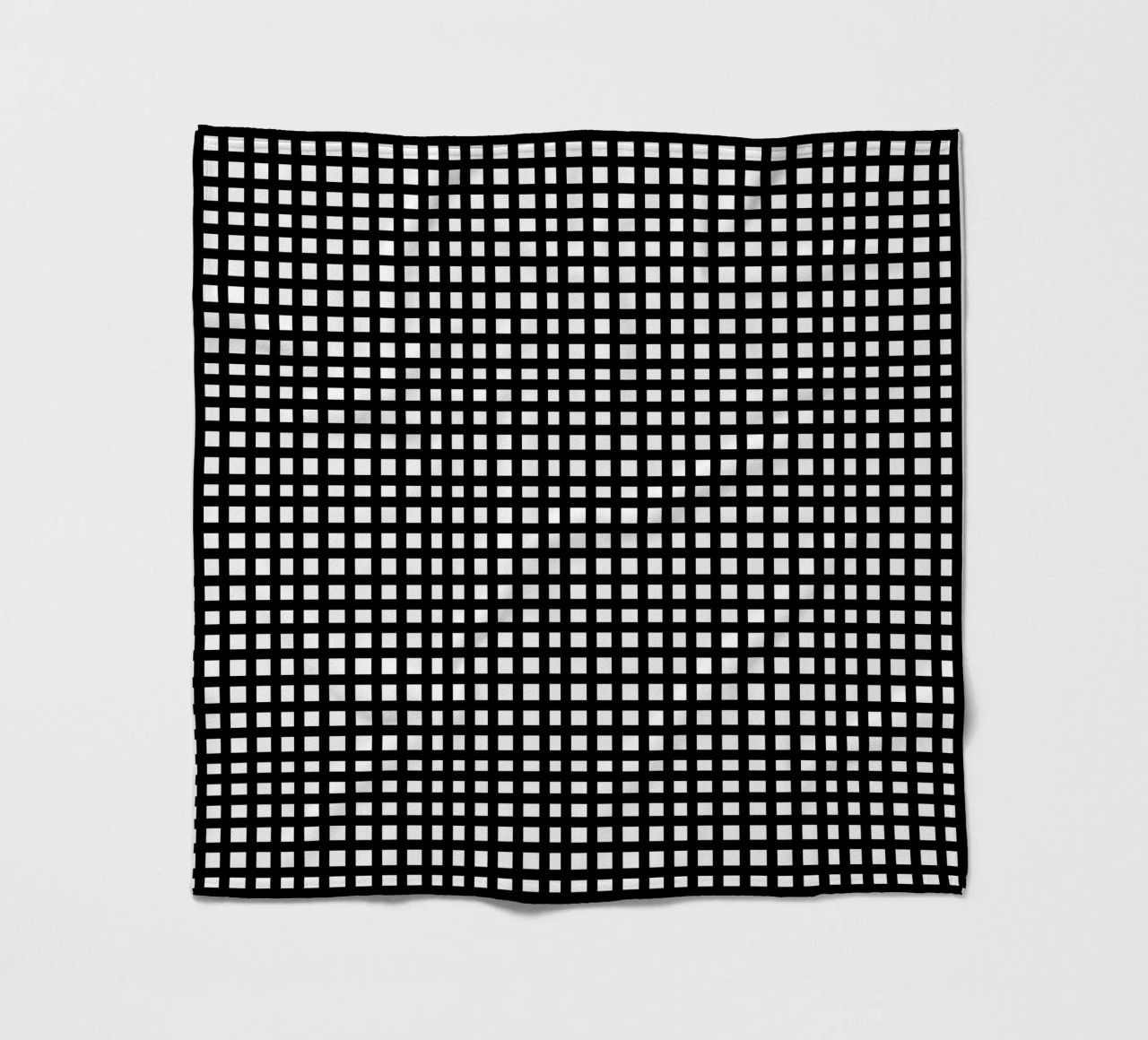 Black square mesh grid coperta in pile da baobabprintstore