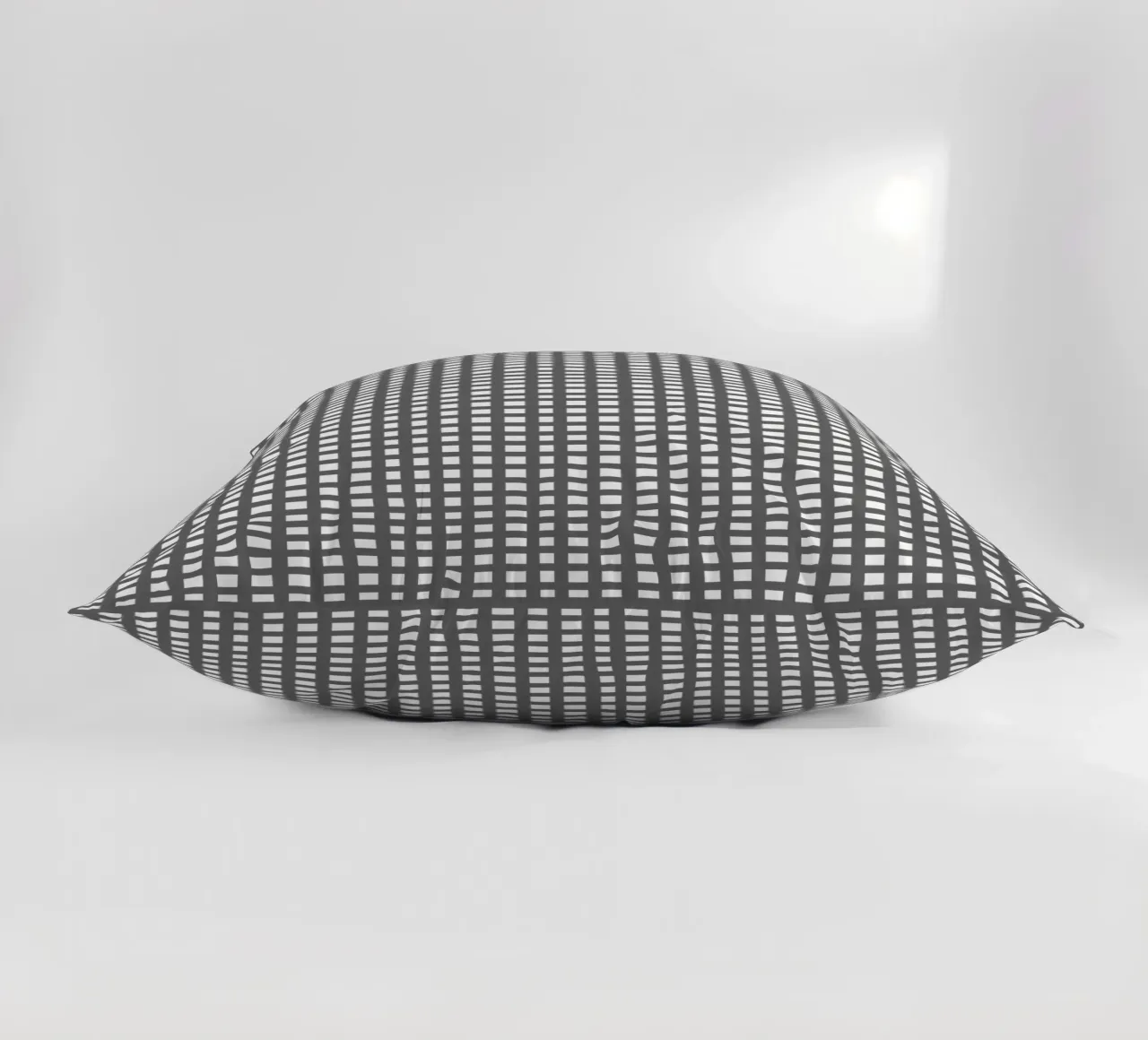 Grey square mesh grid kussen van baobabprintstore