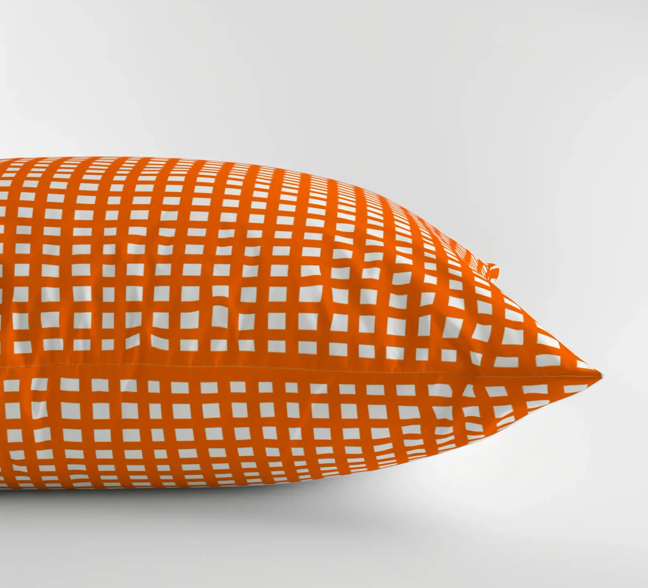 Orange square mesh grid cojín de baobabprintstore
